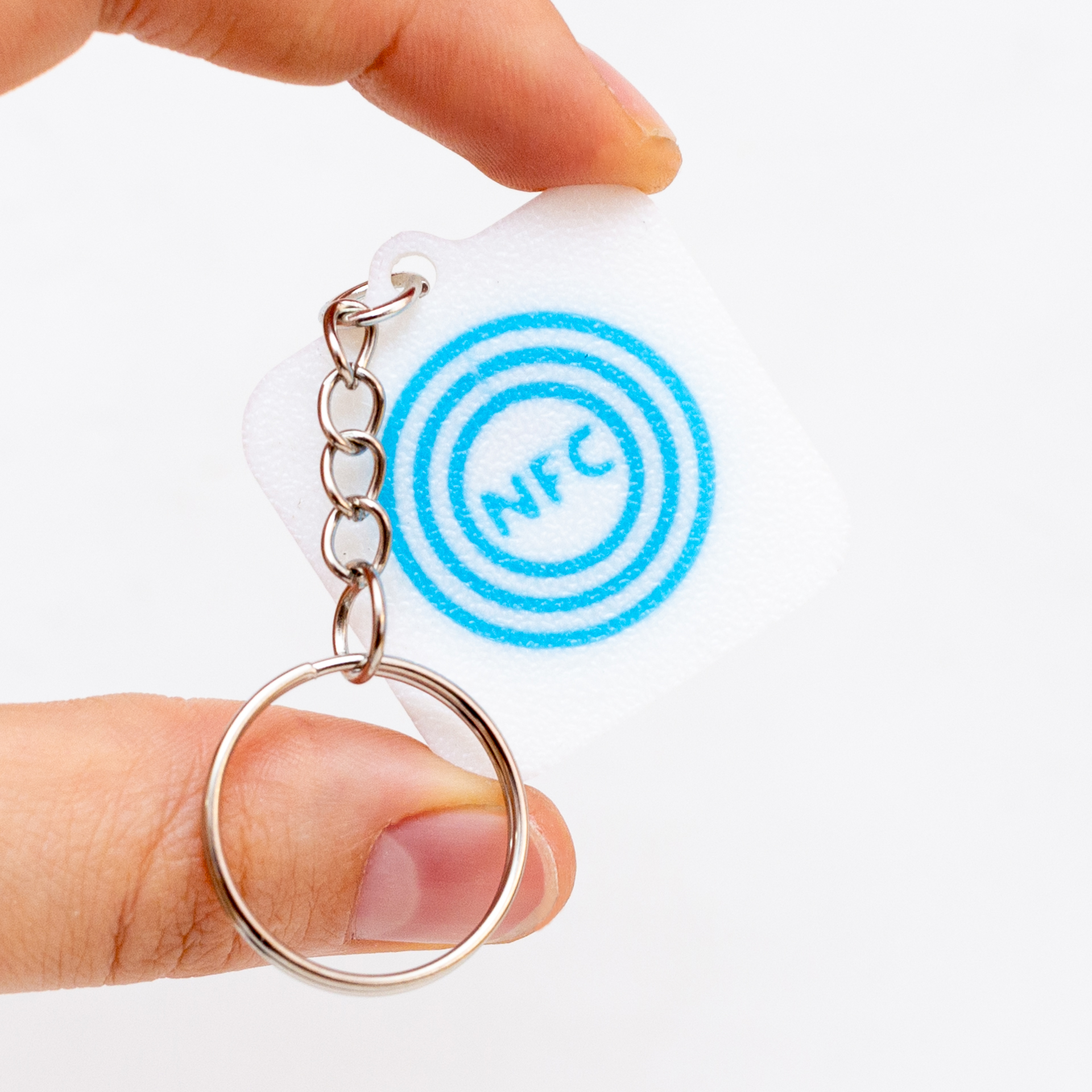 NFC-брелок в работе